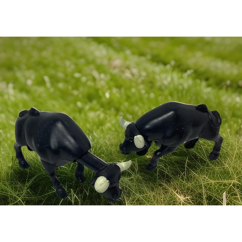 2 Black Bulls El Dorado Dream Works 3" Action‎ Burger King Toy Extendable Head